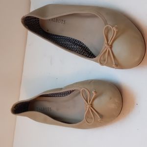 Talbots tan leather ballet shoes-sz 9